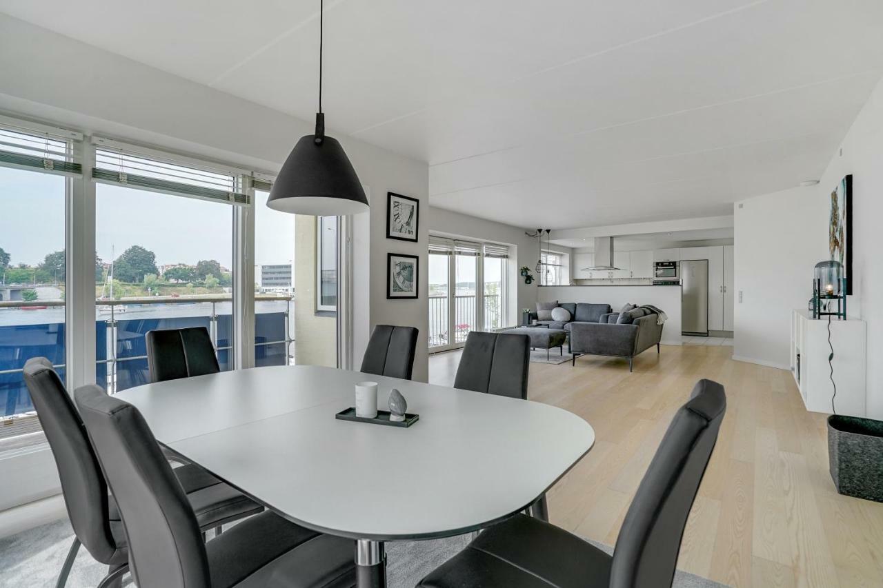 Luxury City Center Harbour Apartment 2 Bedroom Sønderborg Εξωτερικό φωτογραφία